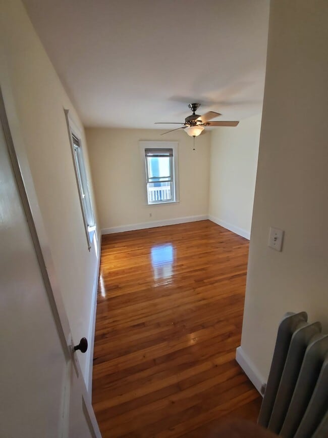 Building Photo - 282 Highland Ave