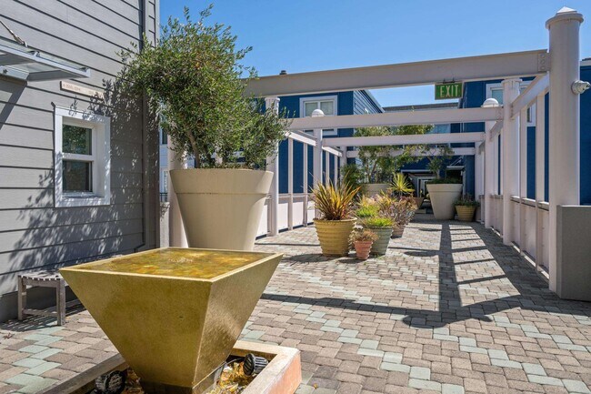 Foto del edificio - 1535 Brunswig Ln