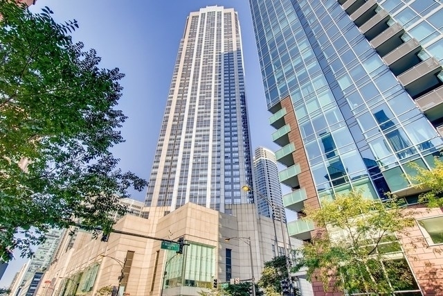 Primary Photo - 512 N McClurg Ct