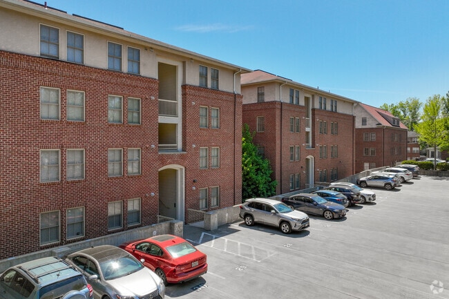 402 NW 14th St - Venable Court Apartments