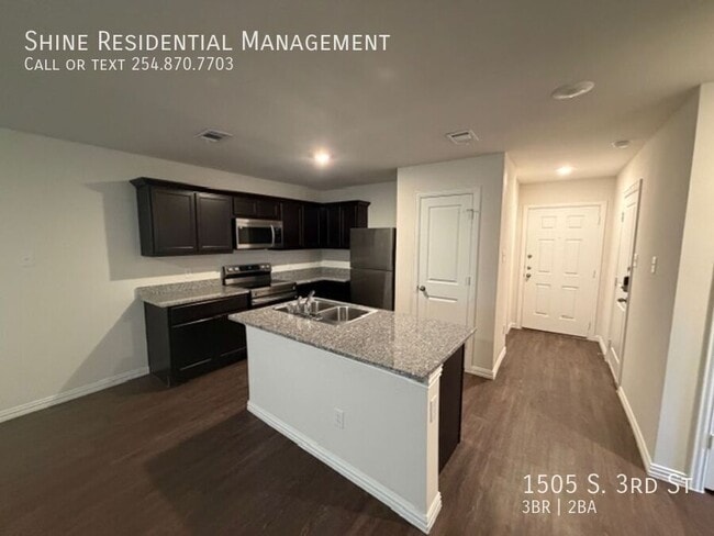 Building Photo - 1505 S 3rd St