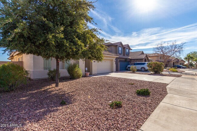 Building Photo - 1039 S 219th Dr