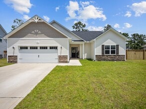 Building Photo - 251 Breakwater Dr