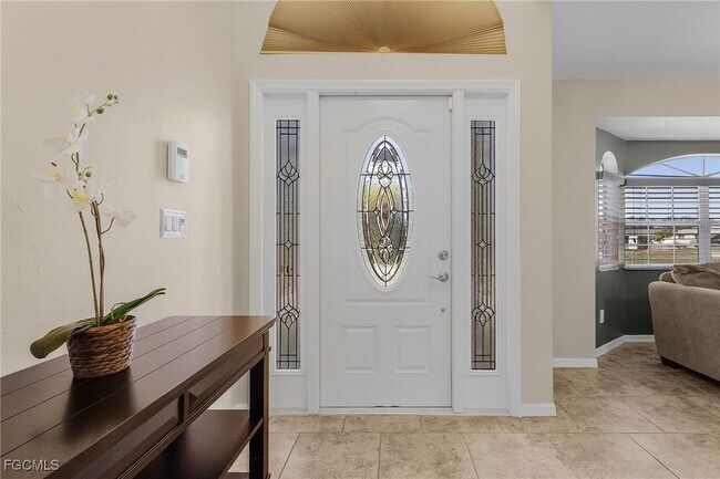 Building Photo - 1827 SW 6th Ave