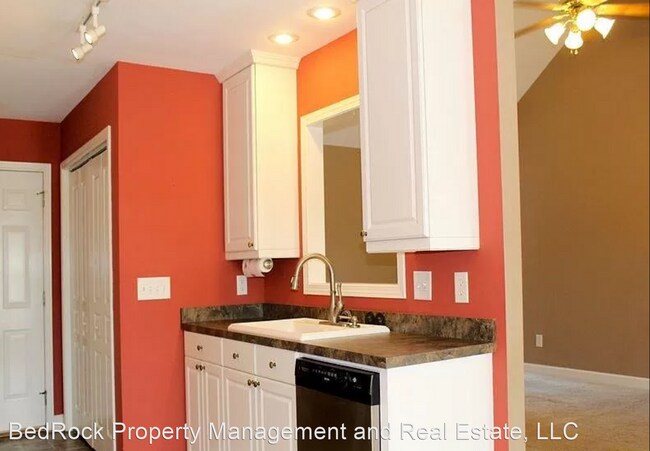 Building Photo - 3 br, 2 bath House - 2901 Pavingstone Court