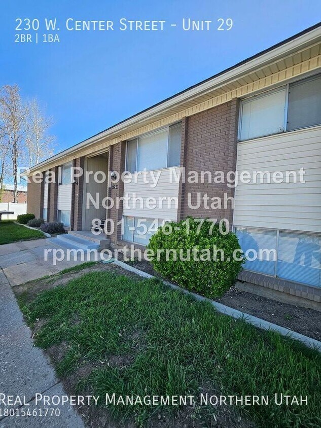 Foto principal - 230 W Center St