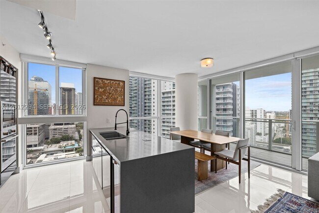 Building Photo - 1080 Brickell Ave