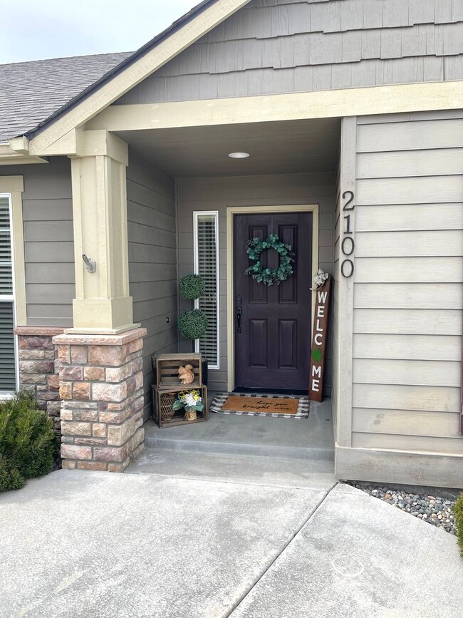 Foto del edificio - Beautiful Creekstone Home in Kennewick!