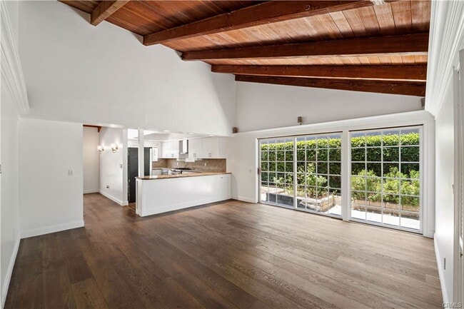 Foto del edificio - 23172 Gainford St