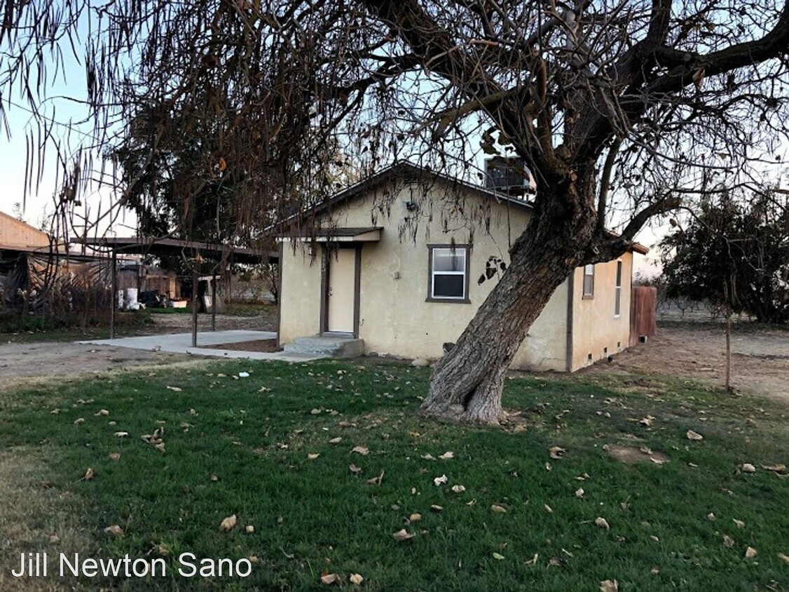 Primary Photo - 2 br, 1 bath House - 6527 Ave 384