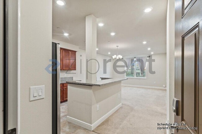 Foto del edificio - 1368 El Camino Real