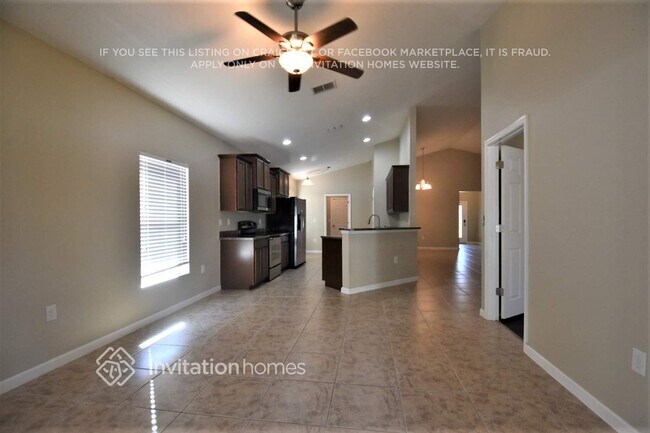 Foto del edificio - 4041 Joslin Way