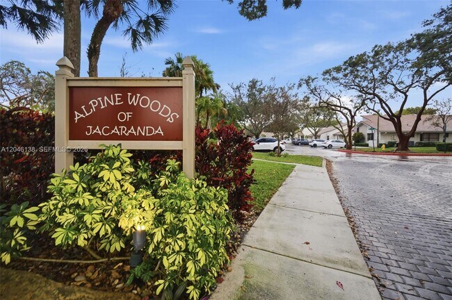 Foto del edificio - 7924 NW 10th St