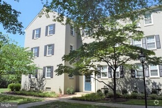 Building Photo - 1413 Belle View Blvd