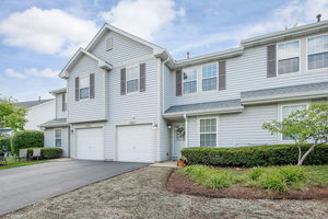 Primary Photo - 1211 Arapaho Ct