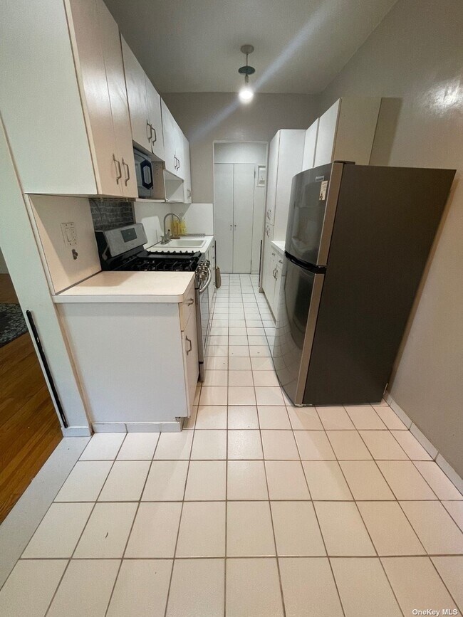 Foto del edificio - 141 Wyckoff Pl