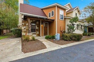 Building Photo - 8917 Old Lampasas Trail