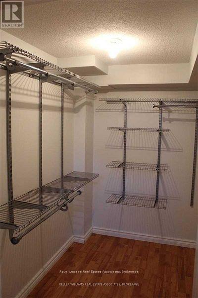 Photo du bâtiment - 9 Fidelity Ave