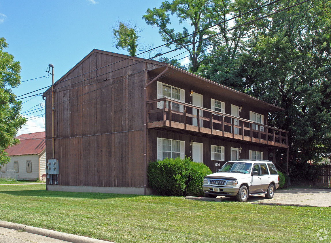 Building Photo - 601 29th St