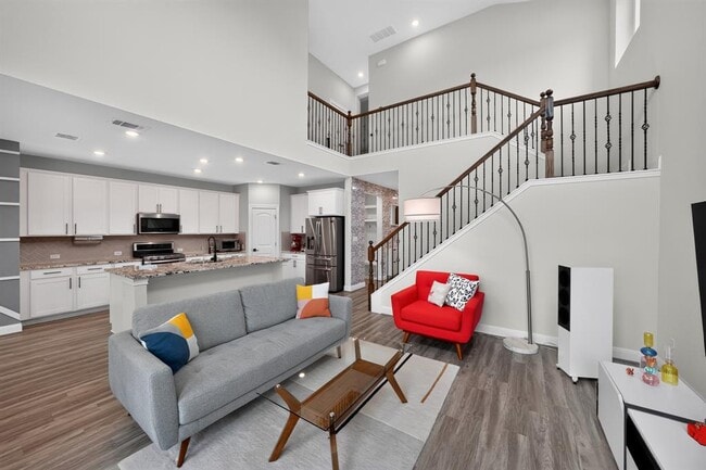 Building Photo - 208 Windom Way