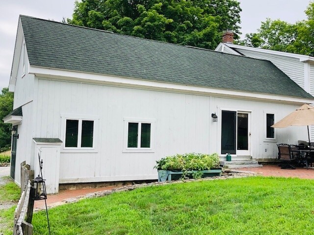 Foto del edificio - 86 Dudley Brook Rd