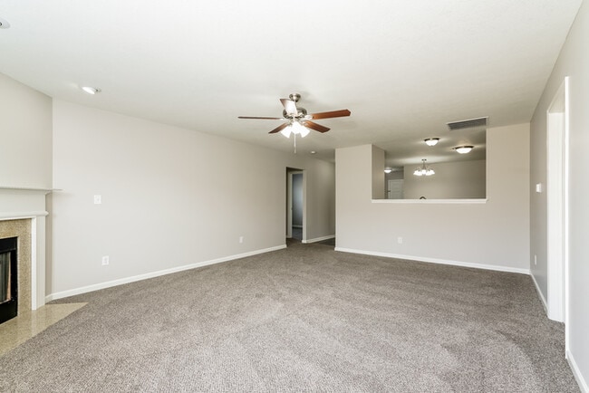 Building Photo - 3009 W Sampler St