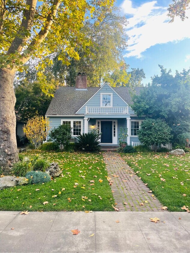 Primary Photo - Gorgeous 3bed/2bath home in Curtis Park