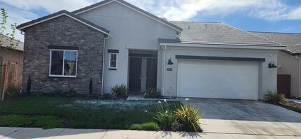 Building Photo - 2371 Bharvani Ave