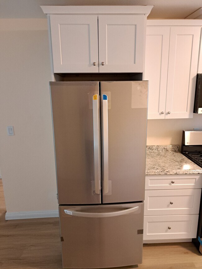 Foto del edificio - 35049 Cedar Ave