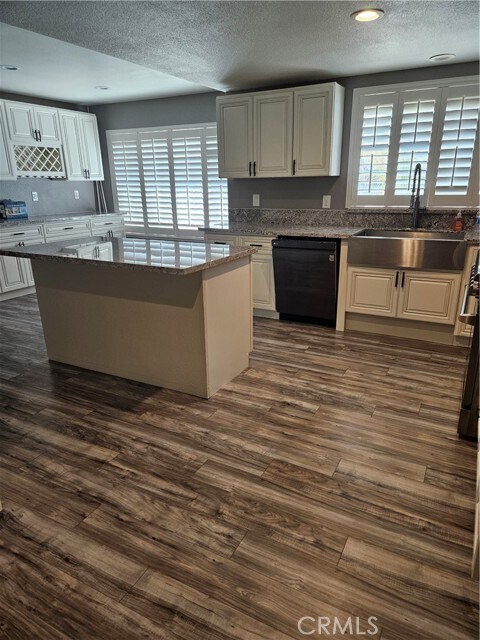 Foto del edificio - 2085 Dove Ct