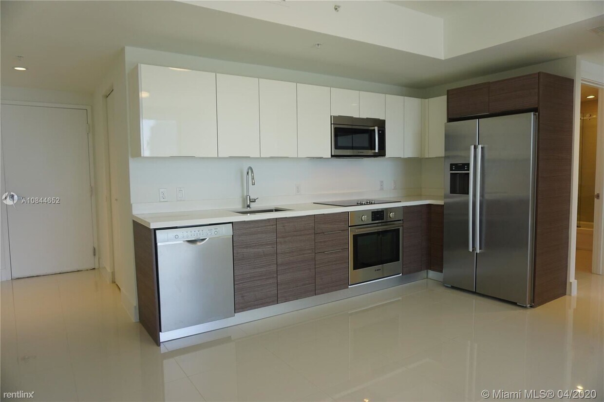 1 br, 1 bath - Brickell Ten Condo - 1 br, 1 bath  - Brickell Ten Condo