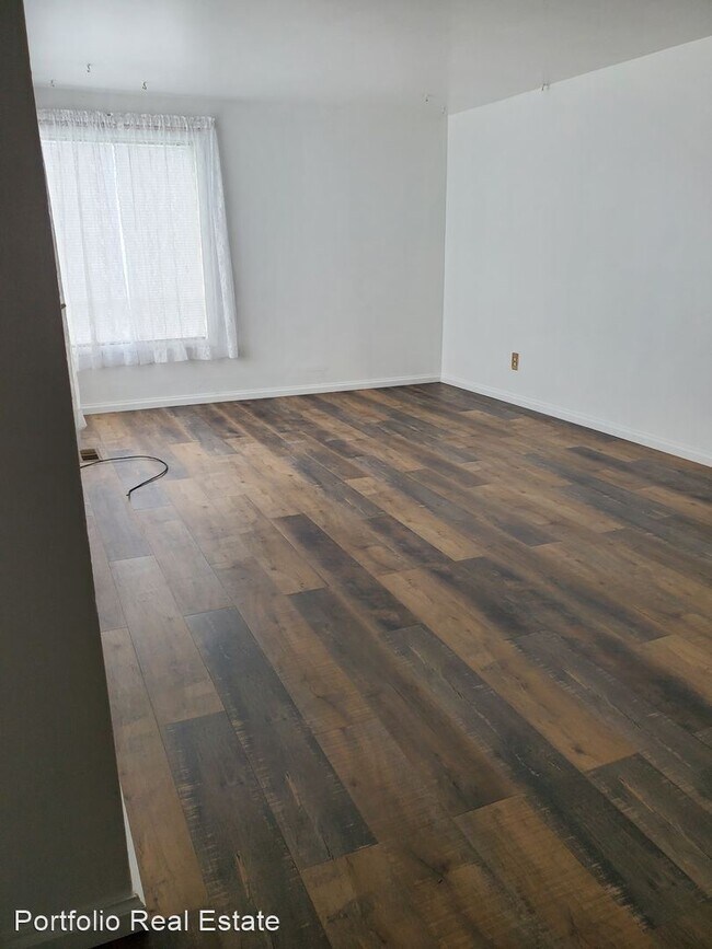 Foto del edificio - 3 br, 1 bath House - 4325 Star Dr NE