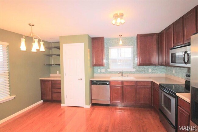 Foto del edificio - 1124 Welsh Dr