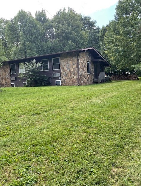 Foto del edificio - 4225 N Kinser Pike