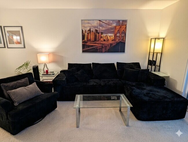 Sala de estar - 3542 Shoreline Bluff Lane