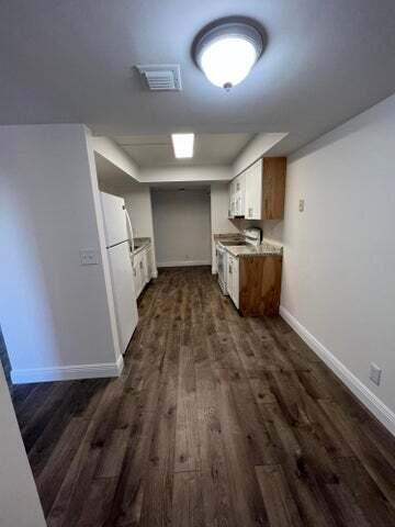 Building Photo - 825 Egret Cir