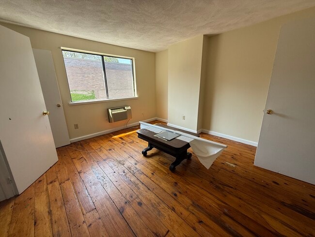 Building Photo - 5 Islington Ter
