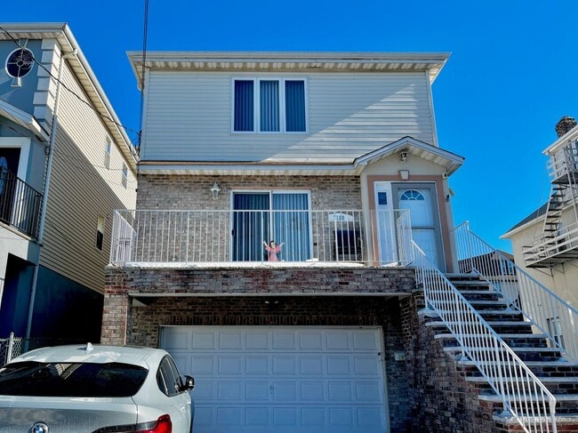 Building Photo - 7100 Durham Ave