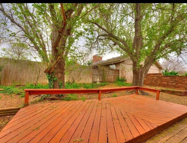 Foto del edificio - 4605 Dove Tree Ln