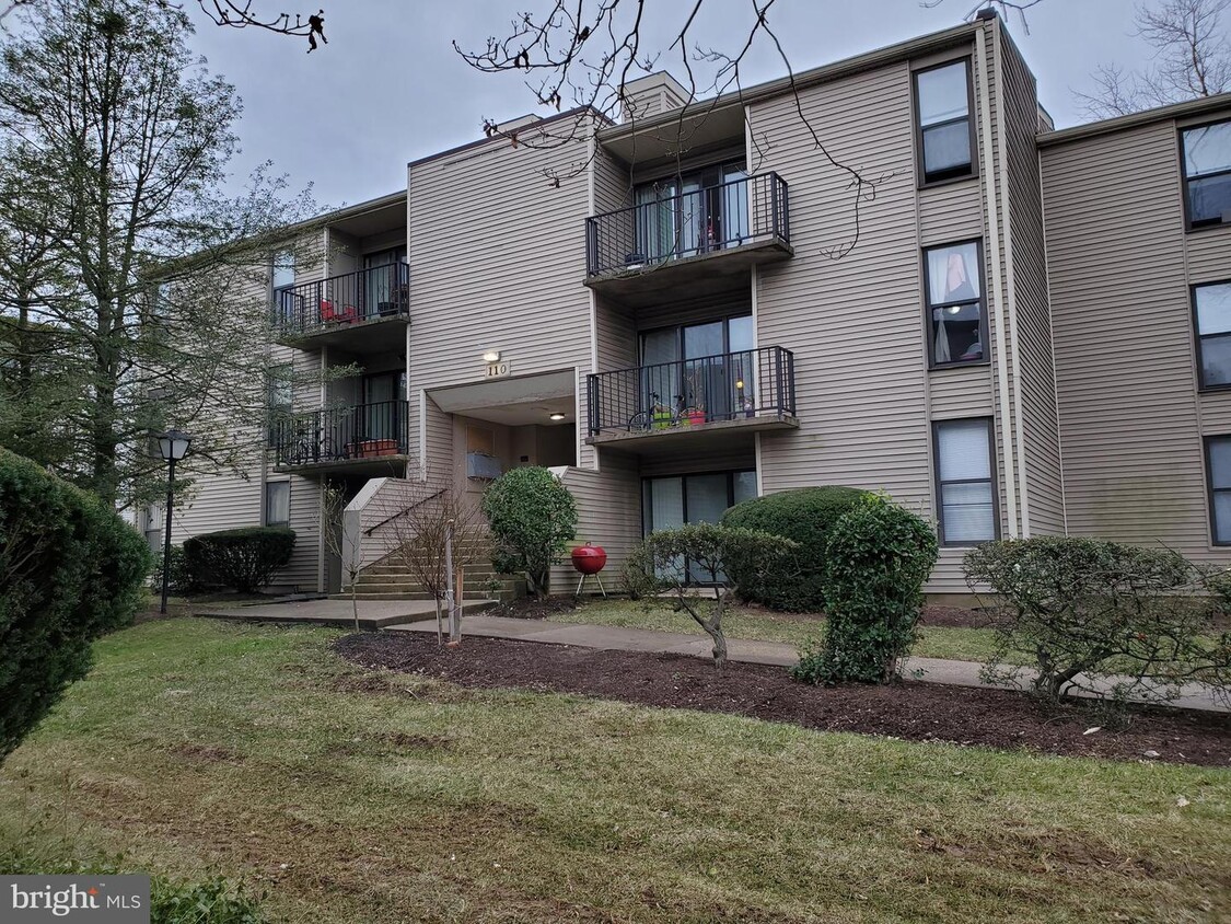 110 Duvall Ln Unit 68-104, Gaithersburg, MD 20877 - Room for Rent in ...