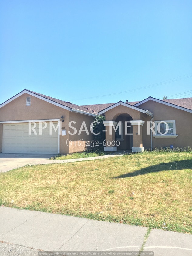 Primary Photo - 2134 Meadowglen Ave