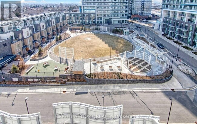 Building Photo - 2520 Eglinton Ave W