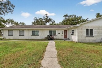 Building Photo - 1601 Alder Way