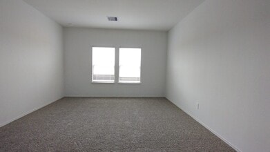 Building Photo - 24315 Saddlestone Green Dr