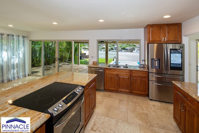 Building Photo - 6851 Niumalu Lp