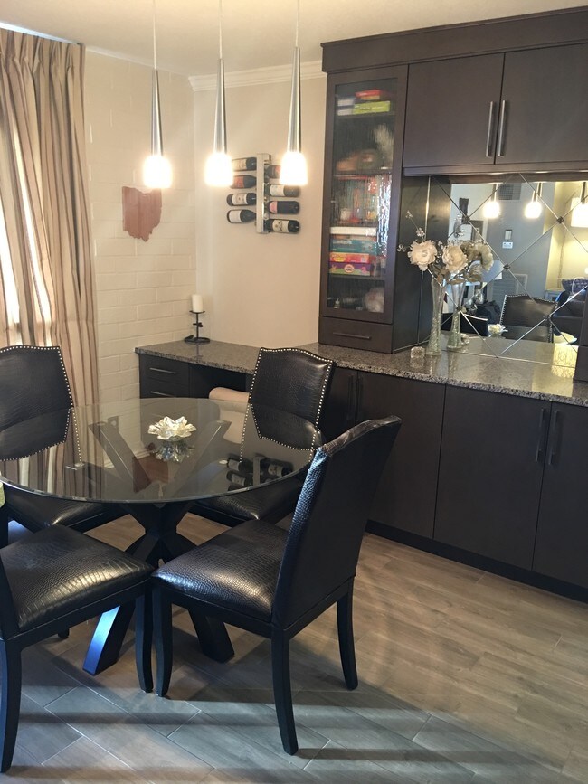 Dining area and desk - 460 S Marion Pkwy