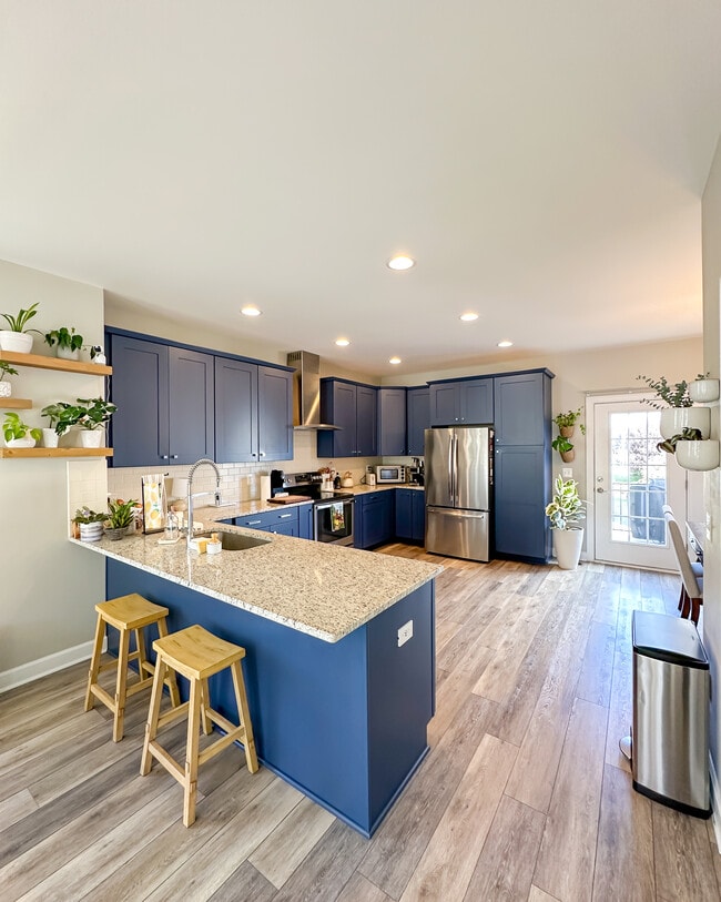 Building Photo - 1058 Old Trail Dr Building Photo - 1058 Old Trail Dr