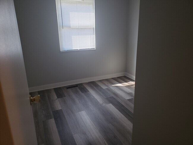 Bedroom 1 - 1500 E 33rd Ave