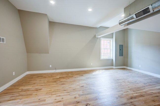 Foto del edificio - 1555 N 4th St