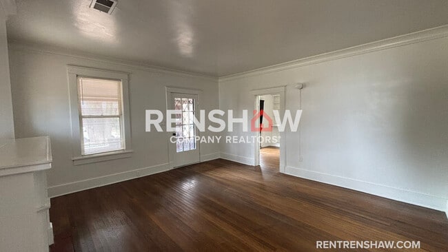 Building Photo - 1980 Snowden Ave